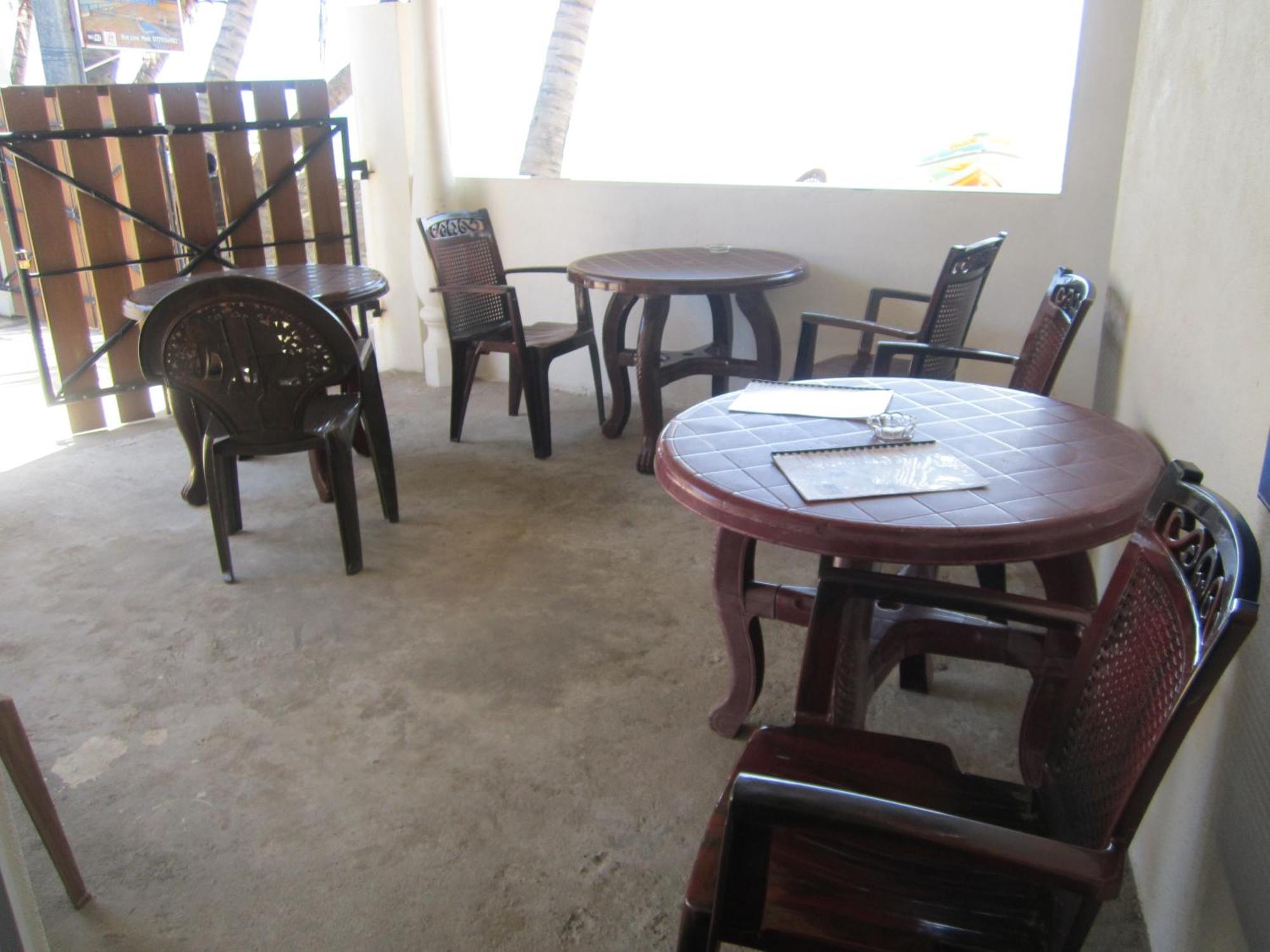 Anicia Beach House Negombo Luaran gambar